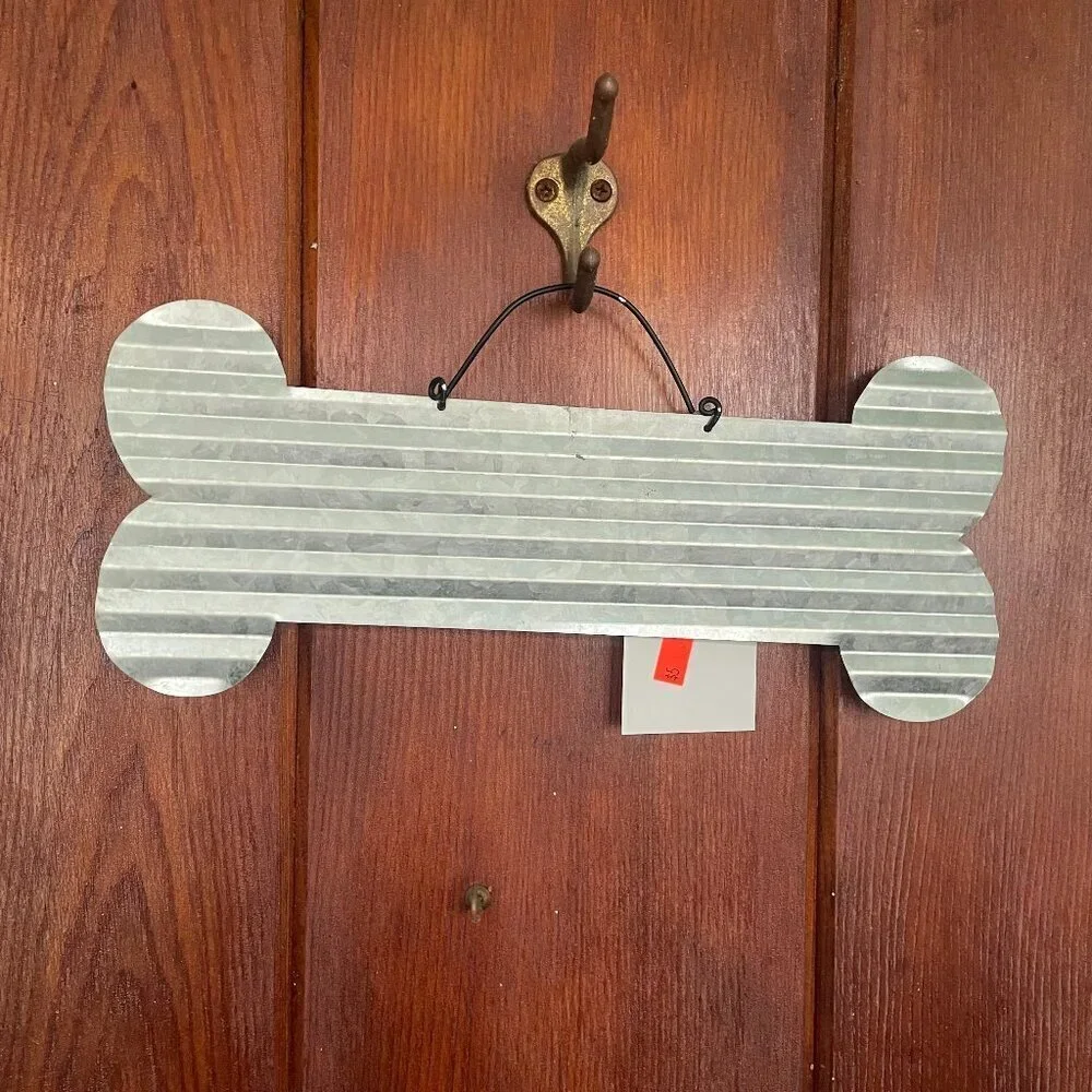 NWT Dog Bone Metal Sign Decor 